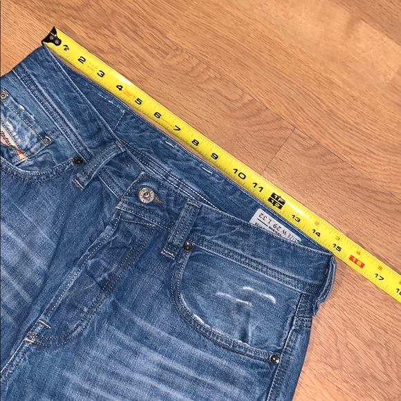 Diesel - Relaxed Straight Jeans, 29